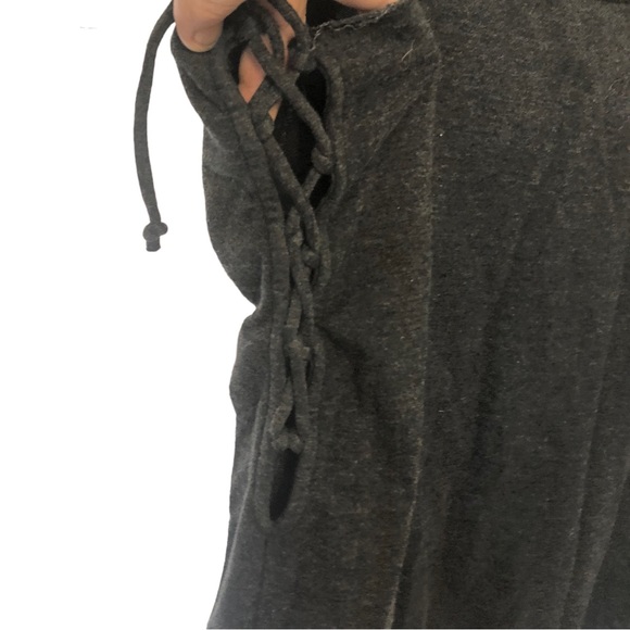 project Social T, Sweatshirt, cold shoulder, lace and tie long sleeves, EUC - Picture 3 of 6